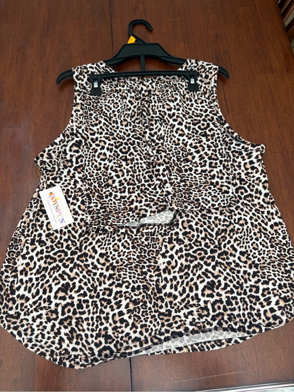 Women's Leopard Print 2 piece pajama set size - Picture 2 of 3